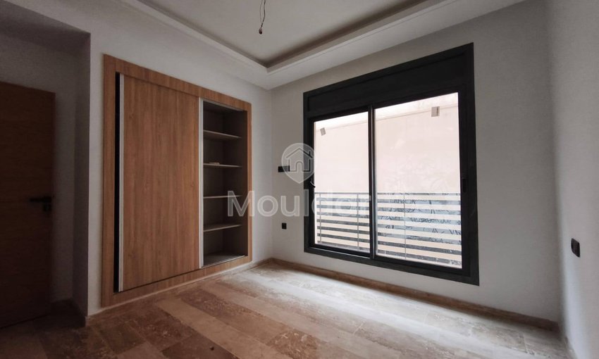 Εκλεπτυσμένο Διαμέρισμα 2 Υπνοδωματίων με Βεράντα και Πισίνα στο Γκελίζ - view 3