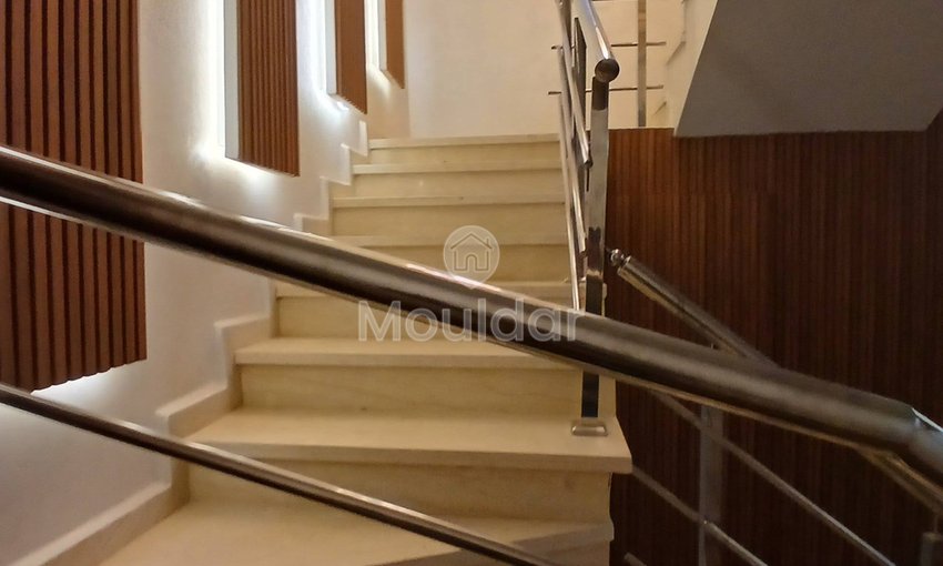 Villa de Luxe à Vendre à Marrakech avec Piscine et Jardin - view 6