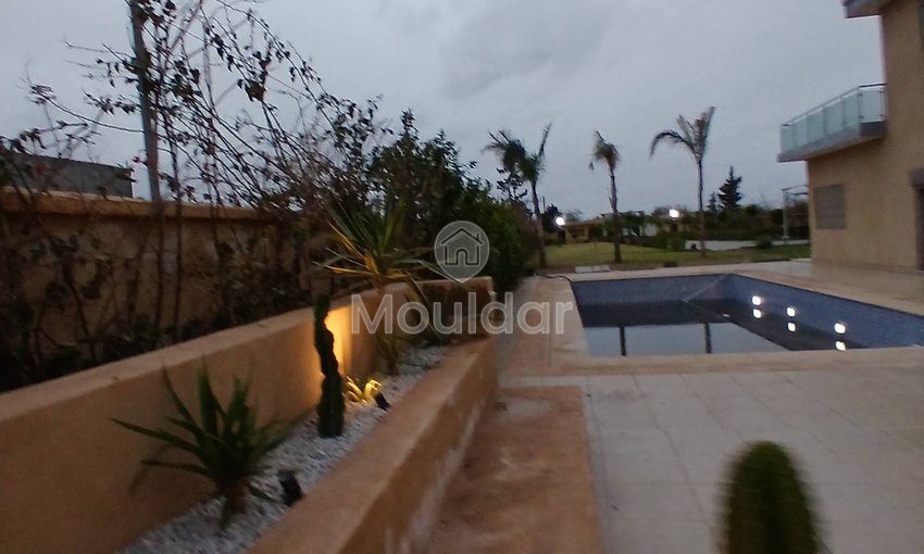Villa de Luxe à Vendre à Marrakech avec Piscine et Jardin - view 8