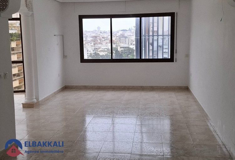 شقة كبيرة فارغة للإيجار في طنجة، إيبيرية - view 3