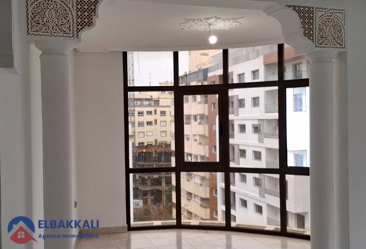 شقة كبيرة فارغة للإيجار في طنجة، إيبيرية - view 2