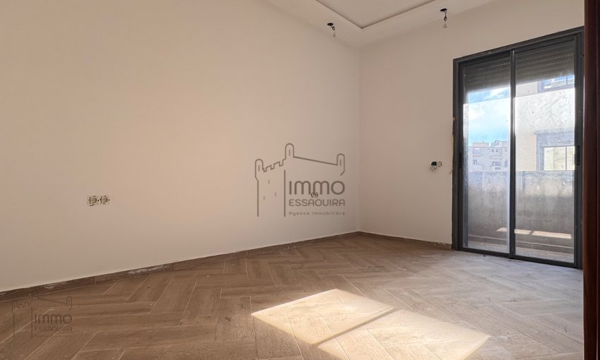 For sale apartment with terrace private access - view 7