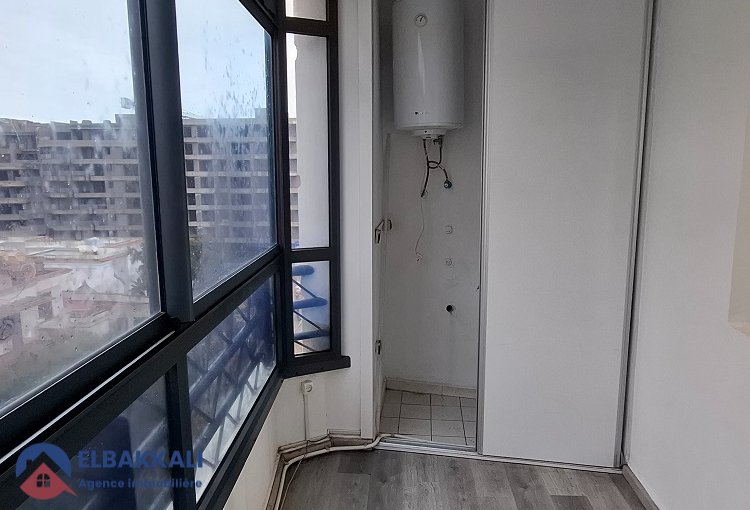 شقة كبيرة فارغة للإيجار في طنجة، إيبيرية - view 17