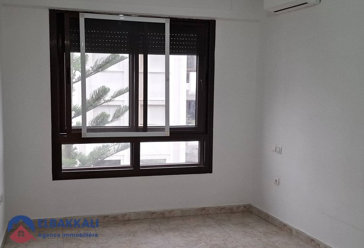 شقة كبيرة فارغة للإيجار في طنجة، إيبيرية - view 13