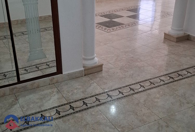 شقة كبيرة فارغة للإيجار في طنجة، إيبيرية - view 4