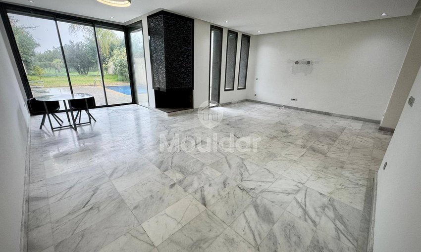 Villa in Vendita a Bouskoura Prestigia