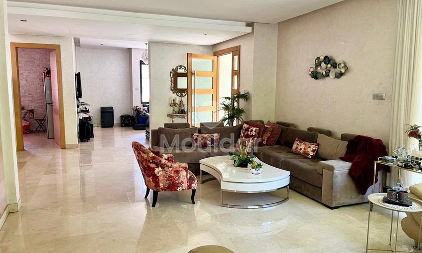 Villa à vendre à Casablanca, 4 chambres, 7600000 DHS