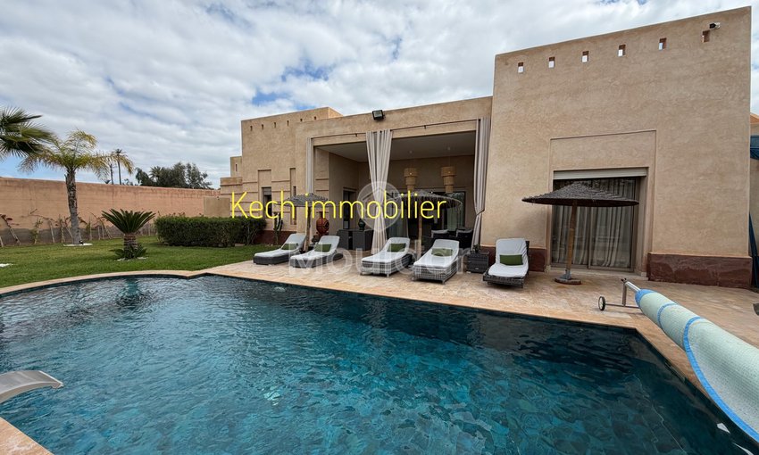 Villa en venta en Marrakech, Ruta de Fez