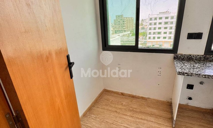 Studio à louer à Casablanca, Roches Noires - view 3