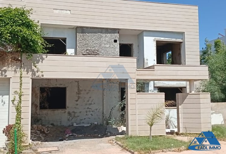 Vente Villa Jumelée en Gros Œuvre au Golf H