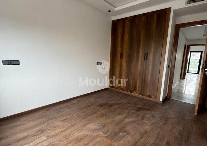 Apartment for rent in Casablanca, California - view 3
