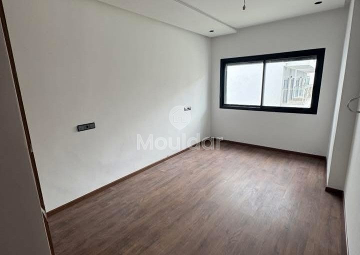 Apartment for rent in Casablanca, California - view 4