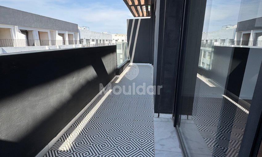 Studio vide à louer à  Quartier des Hôpitaux