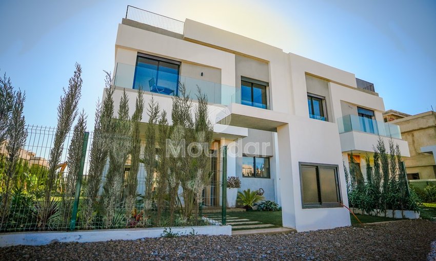 Villa à vendre à Dar Bouazza