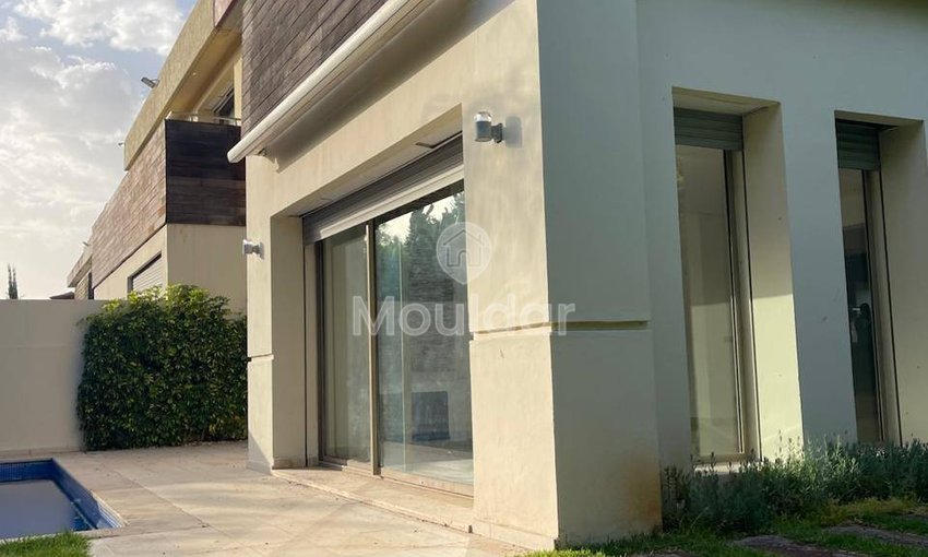 Villa for rent in Bouskoura, Prestigia