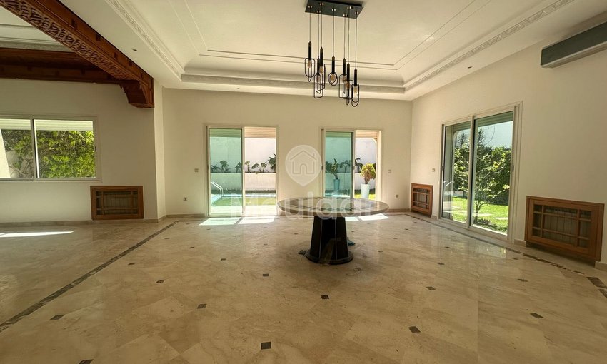 Aïn Diab, Kazablanka'da kiralık villa