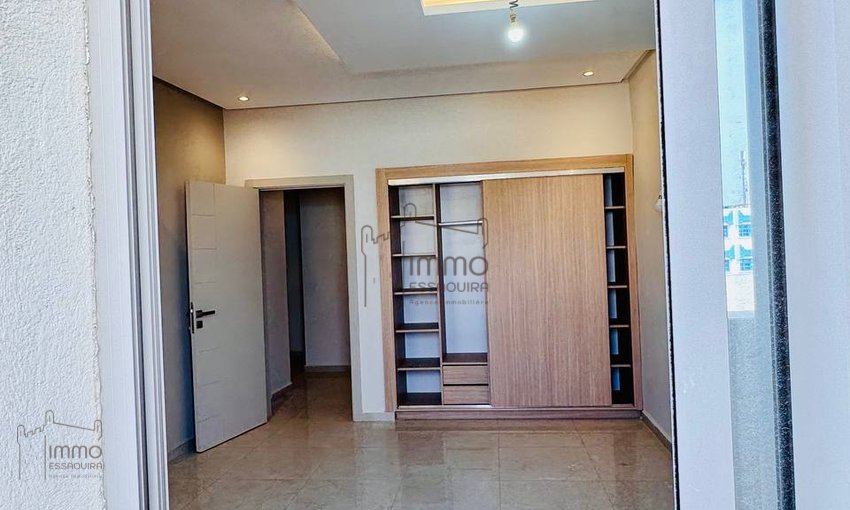 Wohnung zu verkaufen mit 3 Fassaden, Borj - view 3