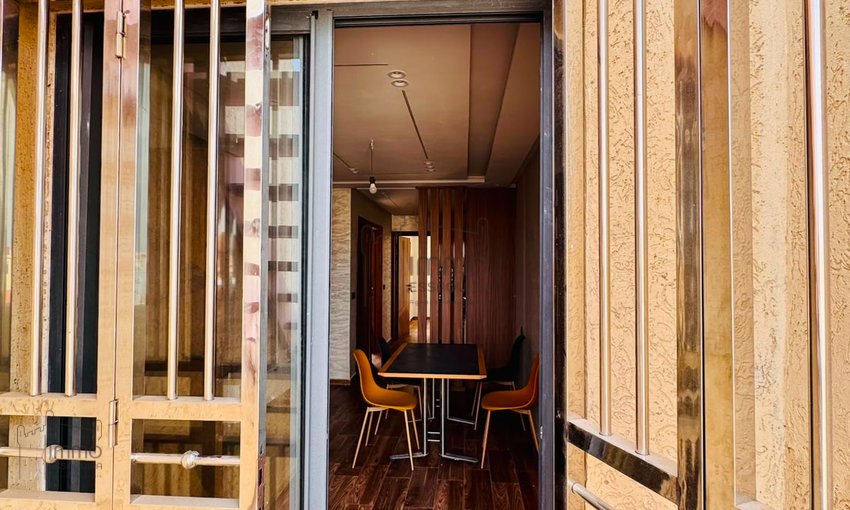 Penthouse apartment with private terrace access - view 5
