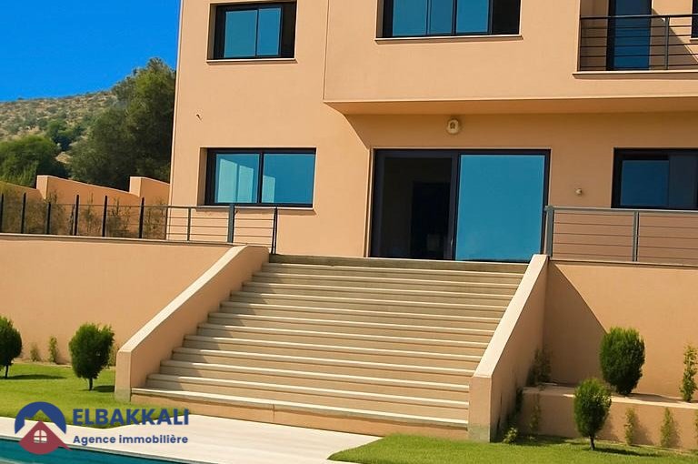 Sea view villa for sale in southern Assilah - view 2