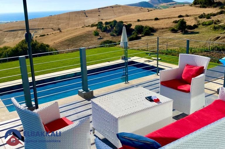 Sea view villa for sale in southern Assilah - view 3