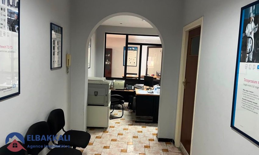 Tanger şehir merkezinde satılık 3 odalı ofis