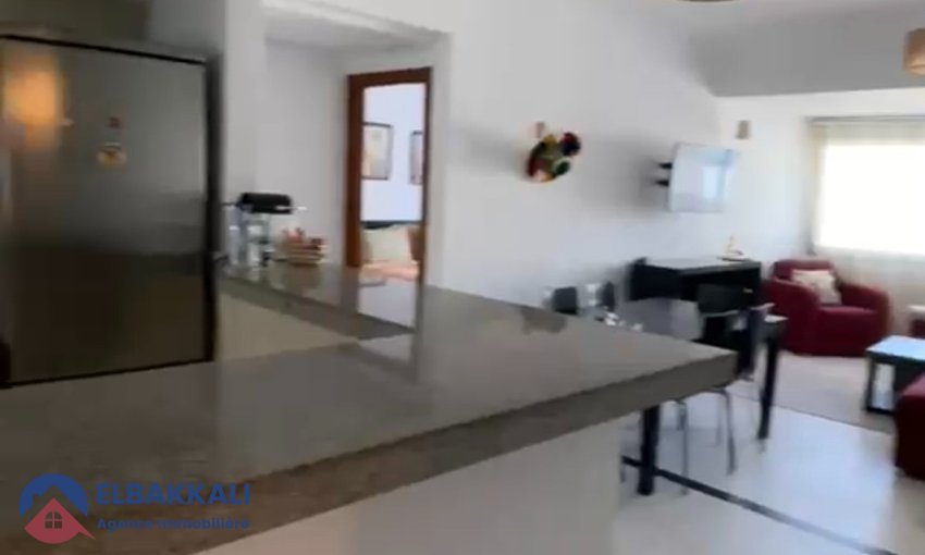 Apartament cu 3 camere de închiriat în centrul orașului Tanger - view 4