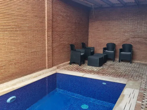 Villa à louer avec piscine | Marrakech Bab Ighli