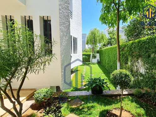 Villa à vendre avec terrasse | Kénitra Bir Rami Est