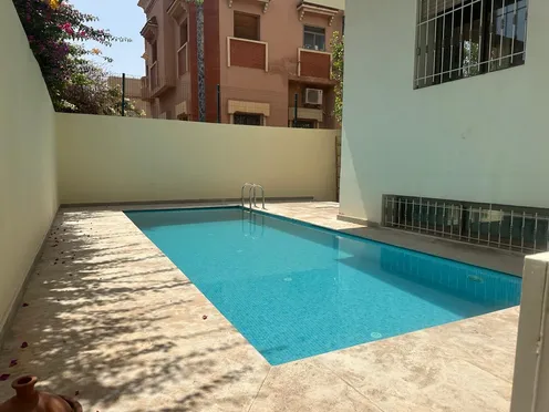 Villa à vendre avec piscine | Marrakech Targa