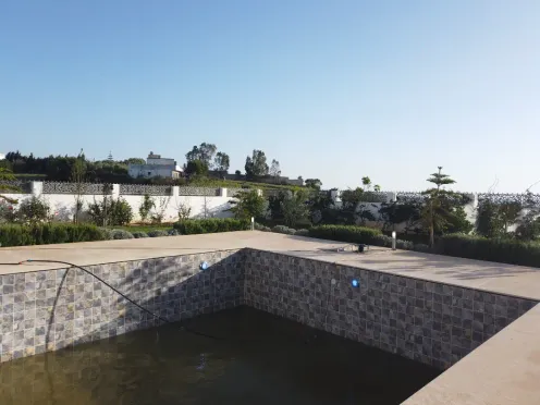 Villa à vendre avec piscine et trois étages | Asilah