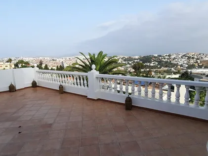 Spacious Villa for Rent in Tangier - 5 Comfortable Bedrooms