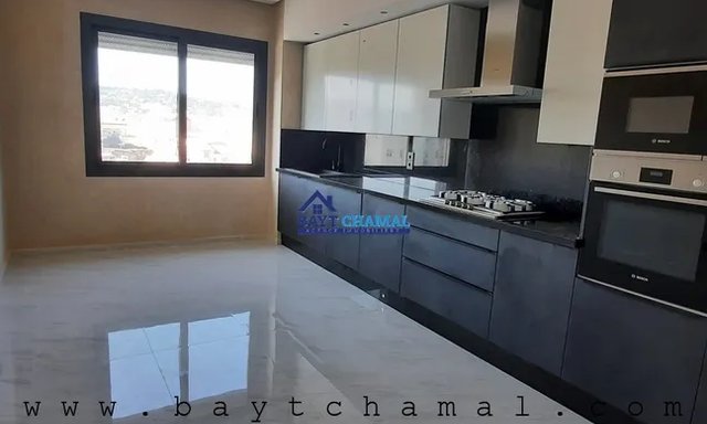 شقة واسعة للبيع في الجمعة في طنجة - الأيبيرية، 175 متر مربع — طنجة, إيبيري - 4