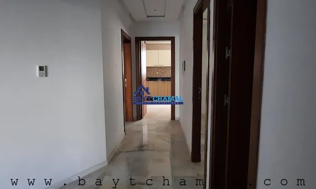 Appartement à Vendre à Tanger - Marchan, 3 Chambres Spacieuses — Tanger, Marchan - 3