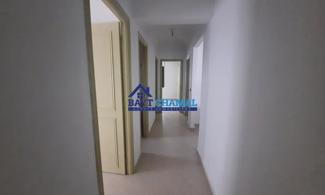 Appartement à Vendre à Tanger: 2 Chambres, 114m² de Charme — Tanger, Administratif - 9