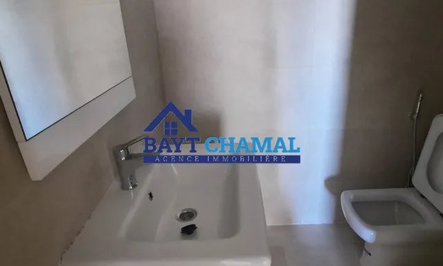 Charmant Appartement 2 Chambres à Vendre à Tanger, 85m² — Tanger, Administratif - 3