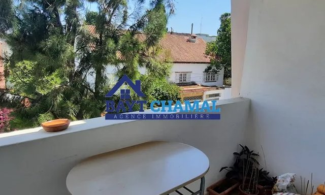 شقة للبيع في الطابق الأرضي — طنجة - 2