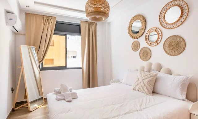 شقة للإيجار مع موقف سيارات في الطابق الأرضي - 4