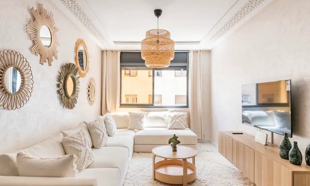 شقة للإيجار مع موقف سيارات في الطابق الأرضي