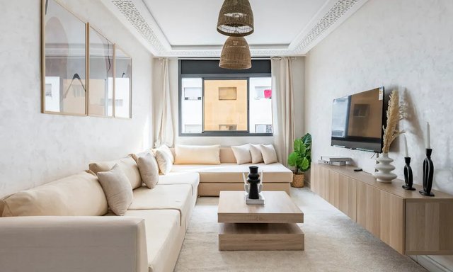 شقة للإيجار مع موقف سيارات في الطابق الأرضي