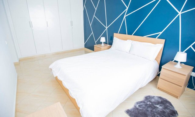 شقة للإيجار مع موقف سيارات في الطابق الأرضي - 3