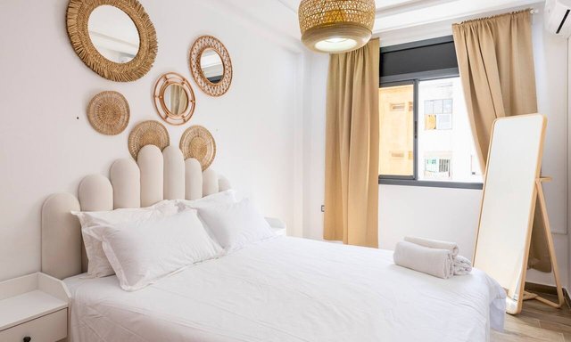 شقة للإيجار مع موقف سيارات في الطابق الأرضي - 2