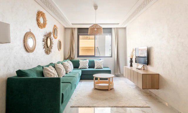 شقة للإيجار مع تراس في الطابق الأرضي