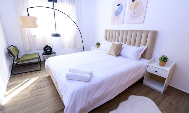 شقة للإيجار مع موقف سيارات في الطابق الرابع - 3