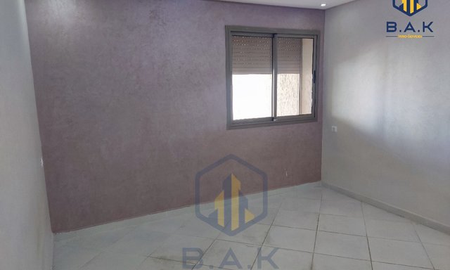 شقة للإيجار مع تراس في الطابق الرابع — القنيطرة, سنتر