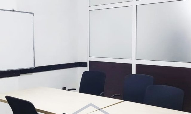 Bureau à louer avec terrasse au premier étage — Kénitra, Mimosas - 4