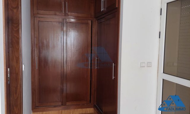 KENİTRA GOLF MAHALLESİNDE ŞIK VİLLA SATIŞI — Kenitra, El Haddada - 25