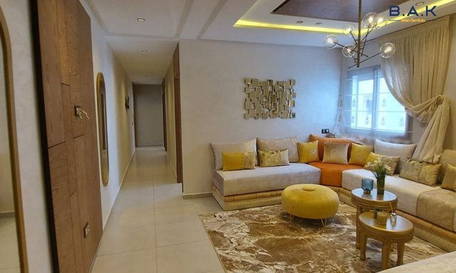 شقة للإيجار مع شرفة في الطابق الأول — القنيطرة, ميموزاس