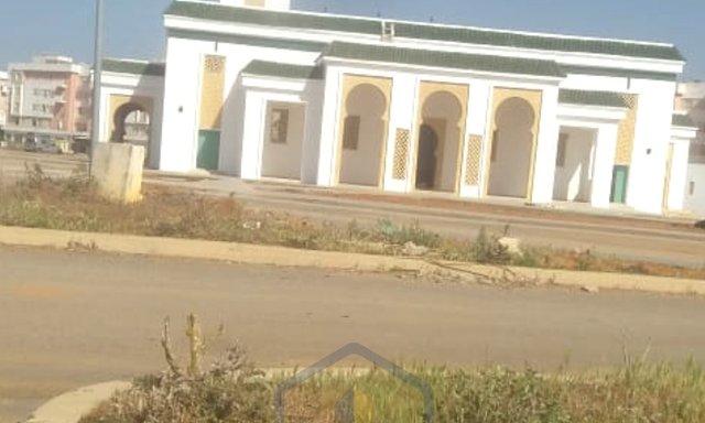 أرض محفظة في تجزئة للبيع لبناء مبنى — القنيطرة, قطاع آخر - 3