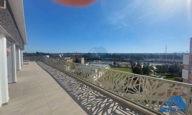 Wohnung mit Terrasse zu verkaufen - 2