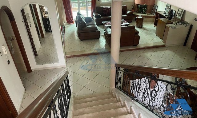 Villa for sale with terrace and three floors — Kenitra, Bir Rami